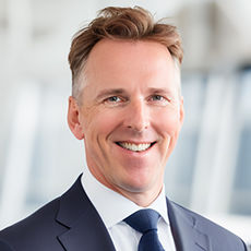 SIMON BACH