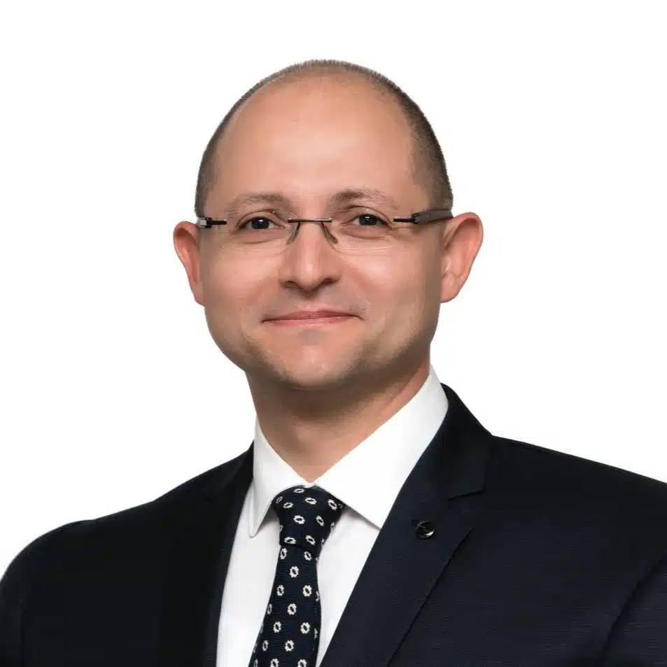 UĞUR SELEK